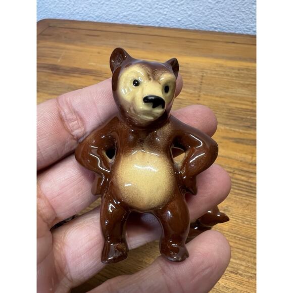 4 Vintage Hagen Renaker Miniature Angry Brown Bear Grumpy Papa Mini Cubs Family - Picture 7 of 7